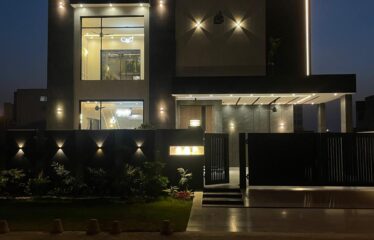 Luxury 1 Kanal Brand New Bungalow for Sale – Phase 7