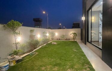 Luxury 1 Kanal Brand New Bungalow for Sale – Phase 7