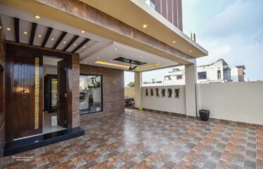 1 Kanal Brand New 5-Bed Bungalow for Sale – Phase 7